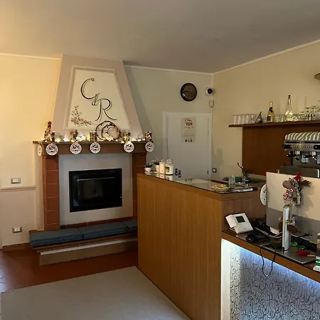 فندق مبيت وإفطار Corte Delle Rose 4*